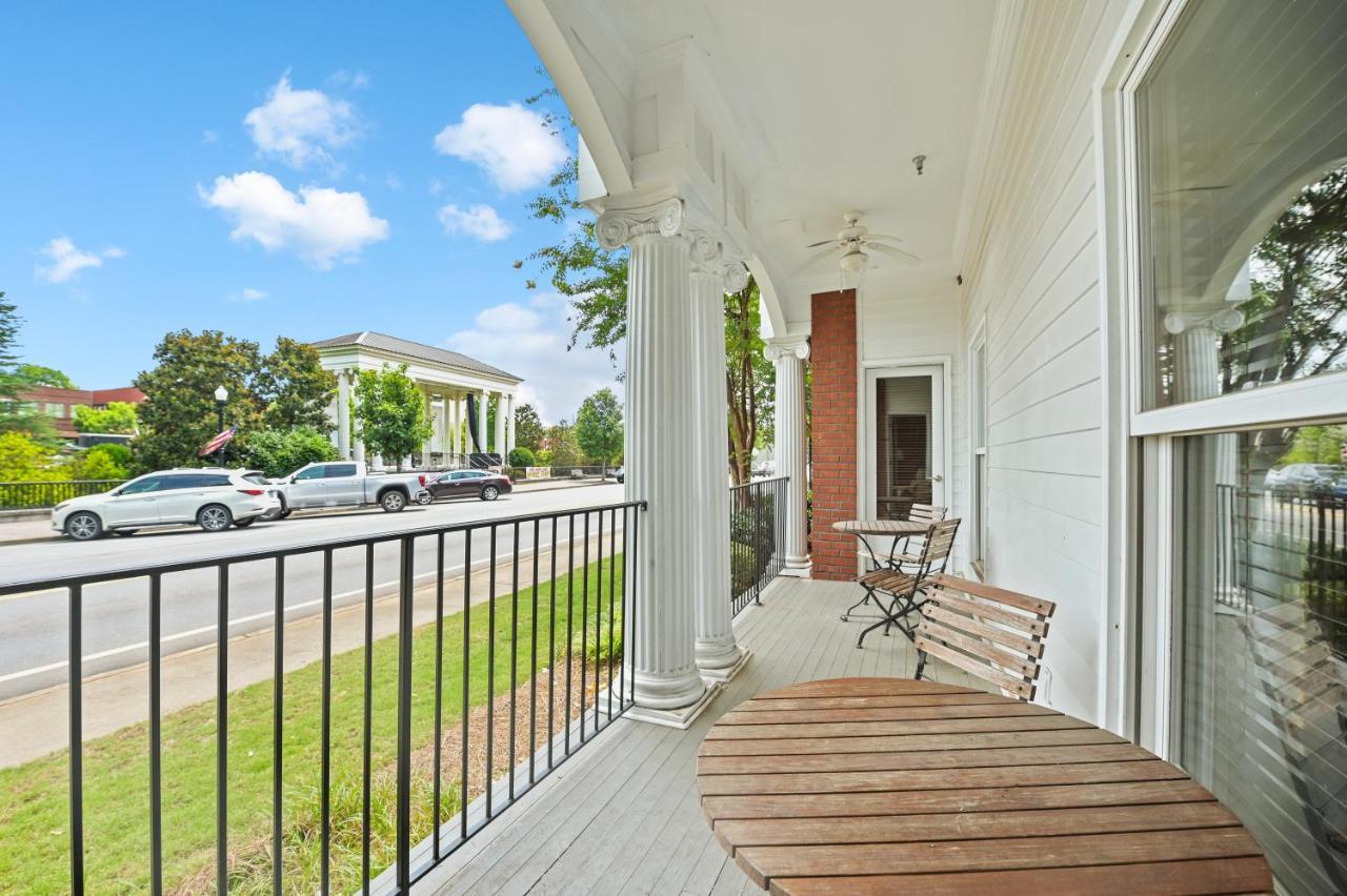 The James Madison Inn Εξωτερικό φωτογραφία
